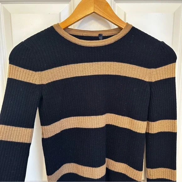 SOLD! on eBay S MAX MARA Label-cut Virgin Wool Stripe Sweater&Skirt SET Size:US4 - Picture 4 of 16